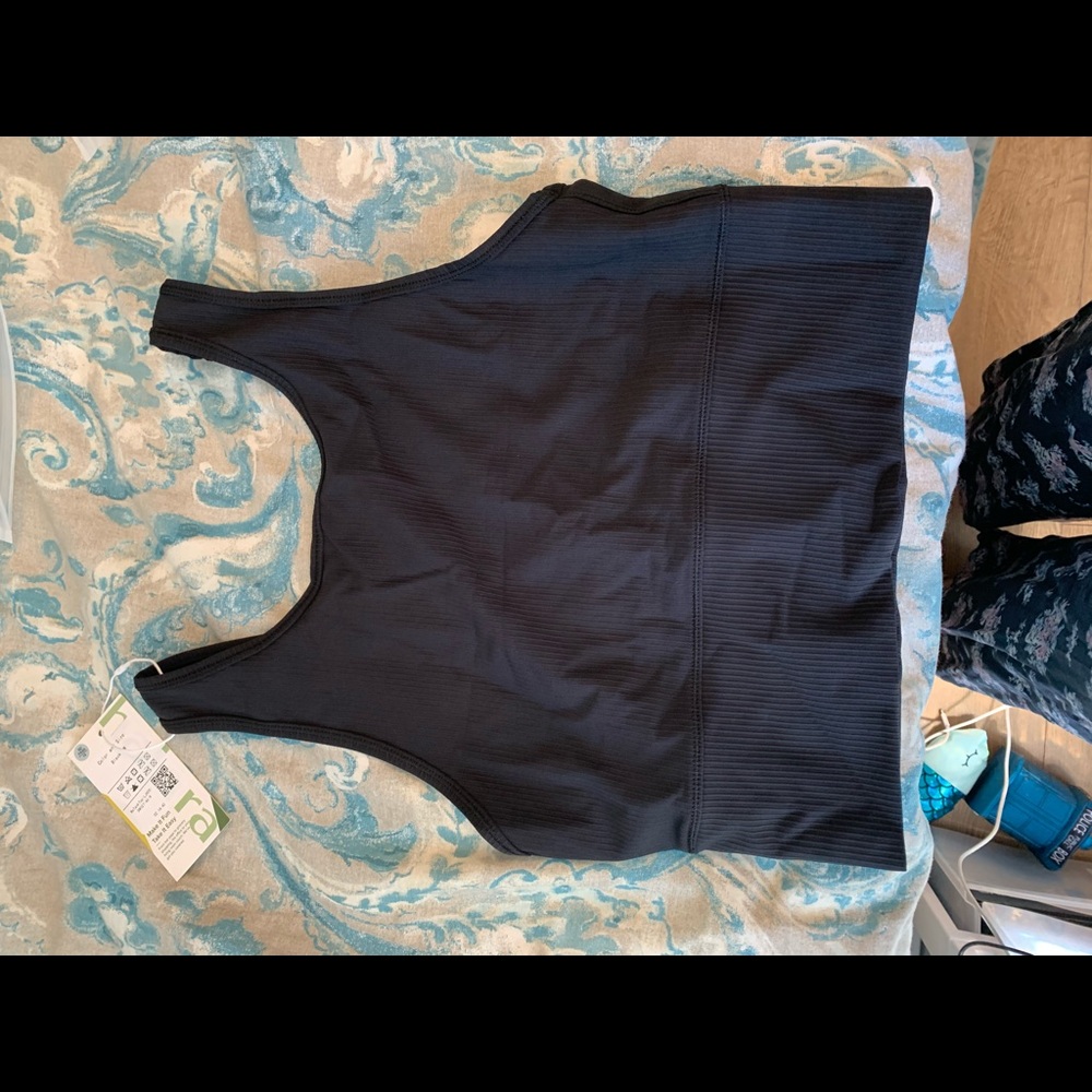 Halara Cloud9 Round Neck Ribbed-Knit Backless Tank